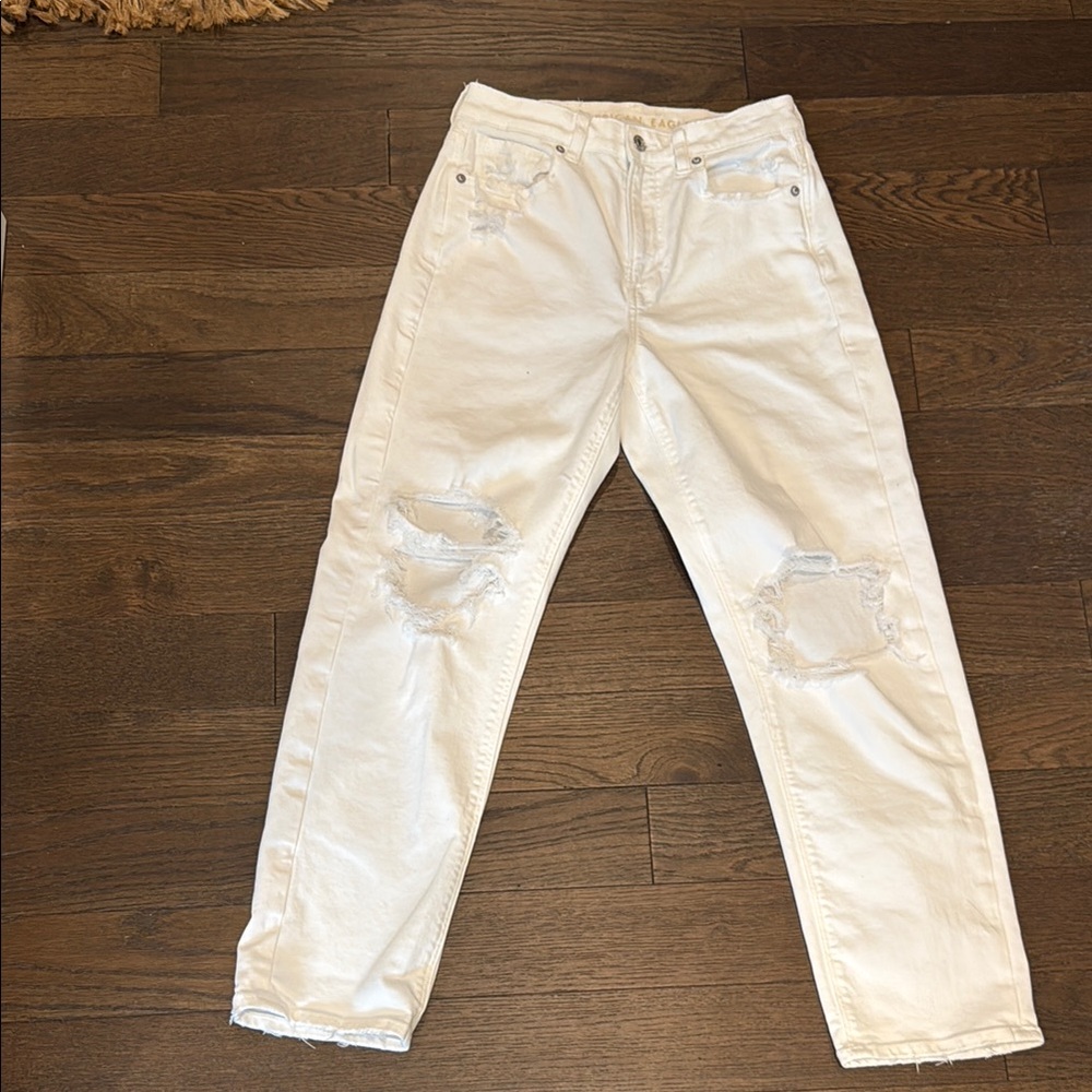American Eagle mom jeans